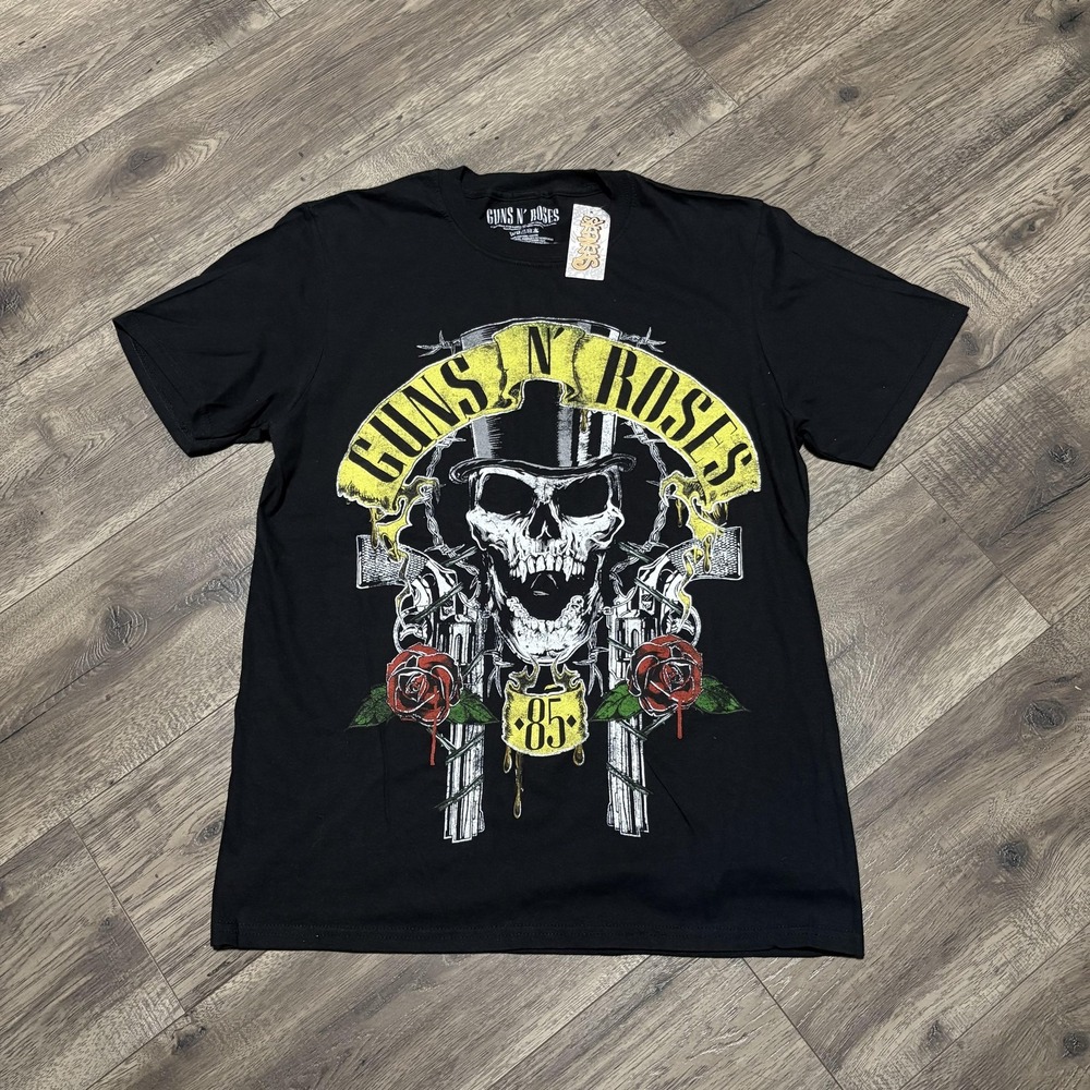 Guns N' Roses Shirt Mens Medium Black Skull Top Hat Roses Graphic Tee Rock Band